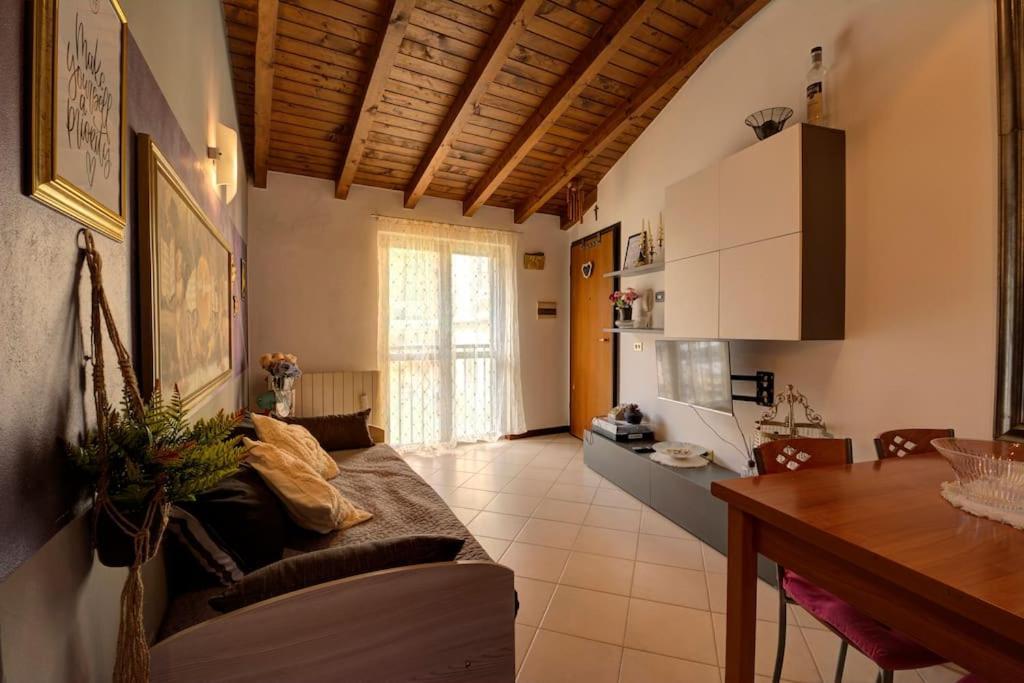 Ferienwohnung Casa Vacanza Angolo Della Corte Como Exterior foto