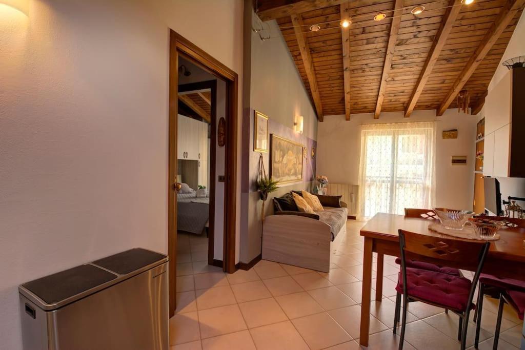 Ferienwohnung Casa Vacanza Angolo Della Corte Como Exterior foto